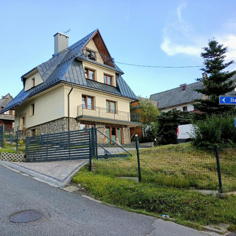 Lodowy Dom Apartment *